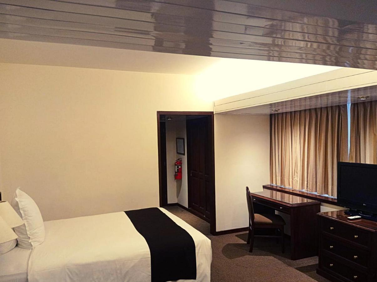 J&a Pardo Hotel