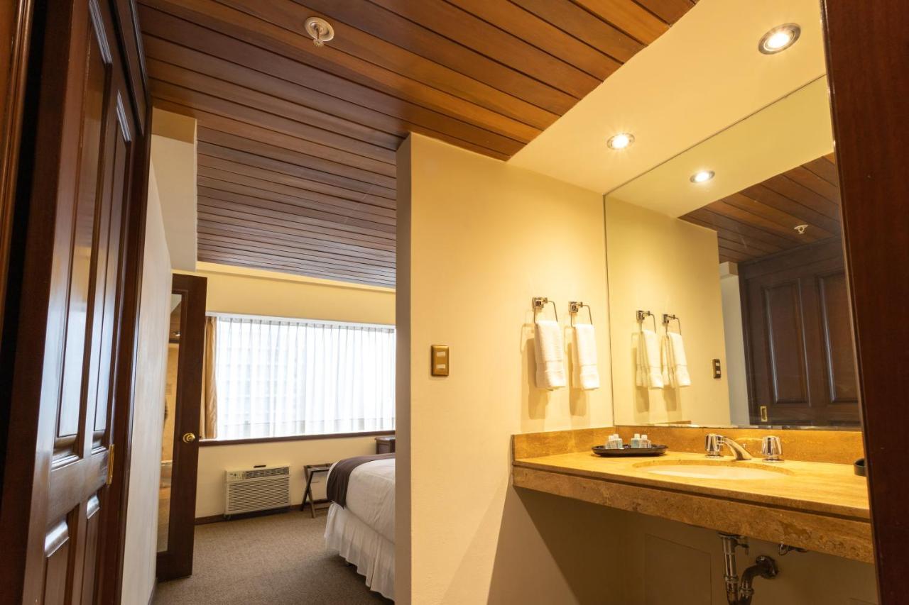 J&a Pardo Hotel